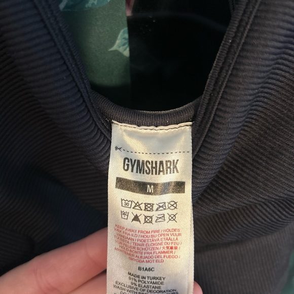 Gymshark sports bra - Picture 2 of 3